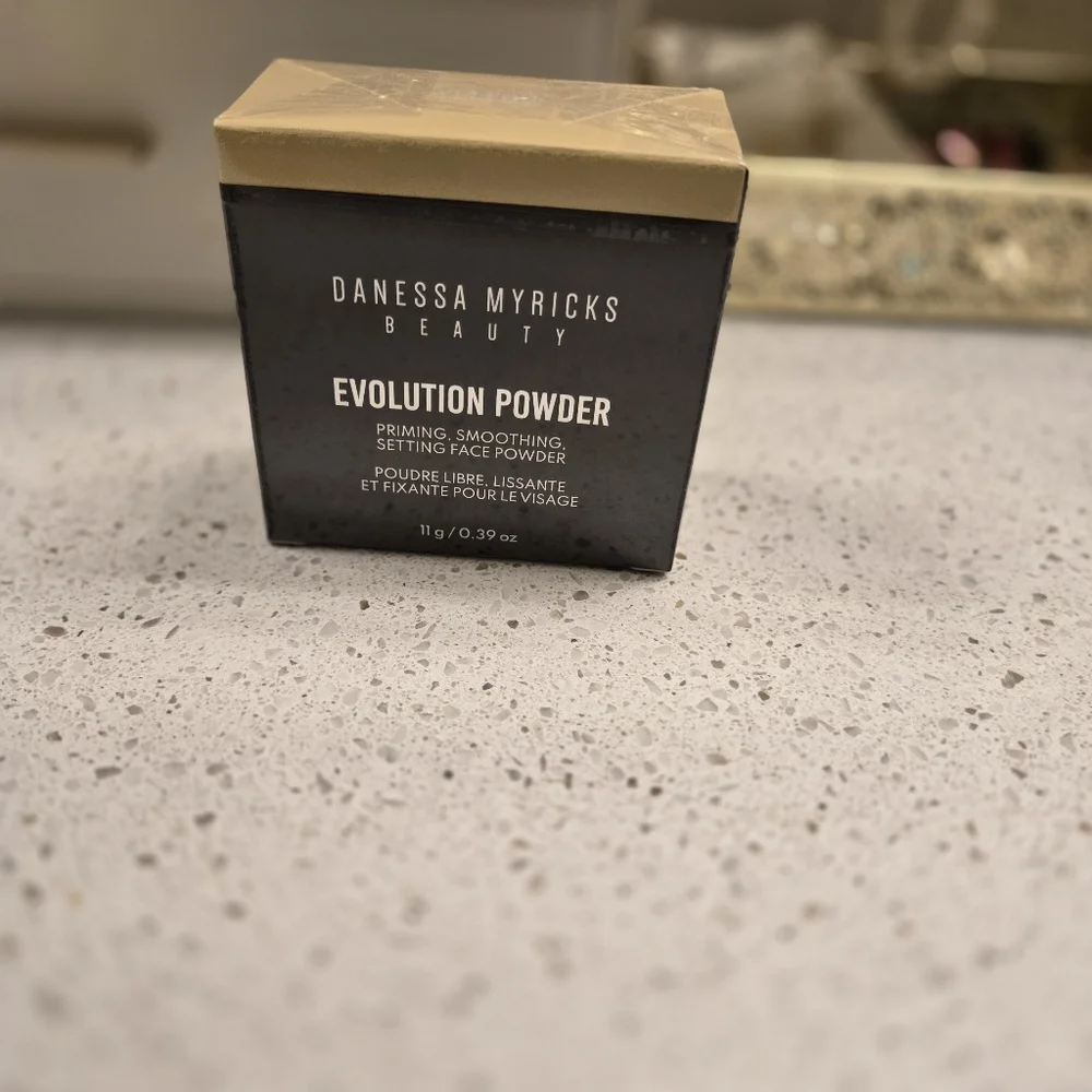 DANESSA MYRICKS BEAUTY Evolution Powder 11g Yellow NEW